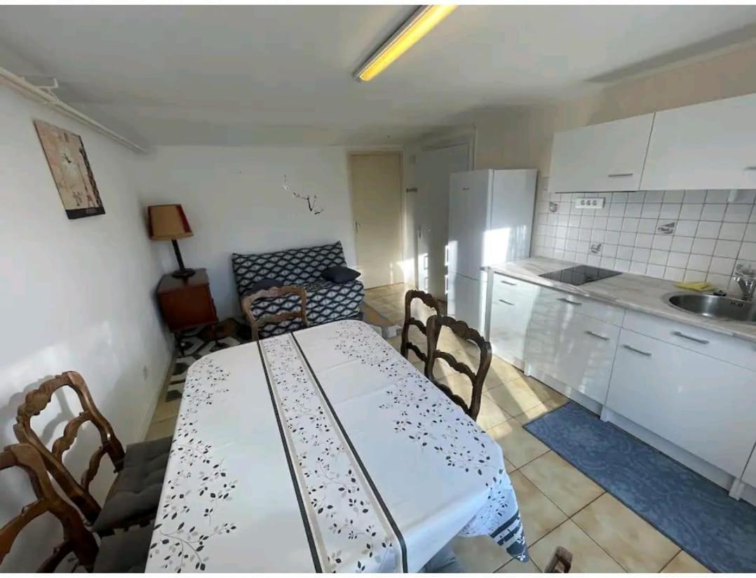 -Comme A La Maison- Jardin, Veranda, Ideal Familles Et Business Niort Exterior foto
